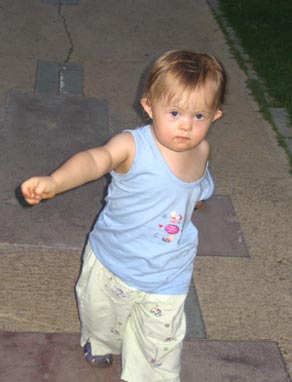 Маша, 1 год 10 мес.